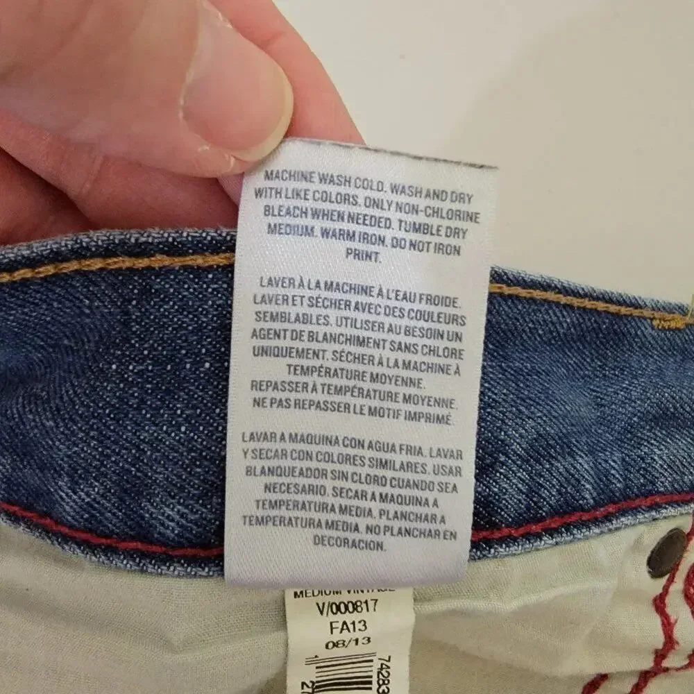 Old Navy Famous Jeans Mens Size 36x34 Straight Leg Blue Medium Wash Denim